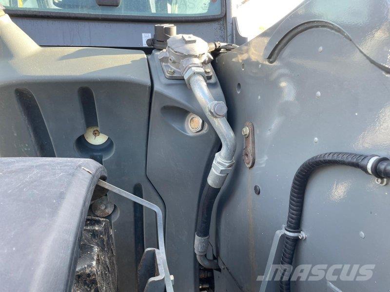 Kramer KT 557 Teleskopiskie manipulatori