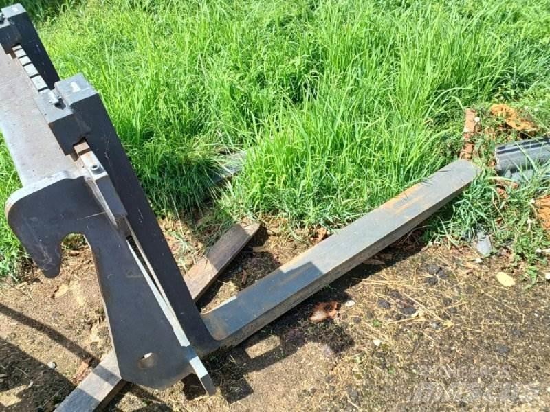 Kramer KT 559 Teleskopiskie manipulatori