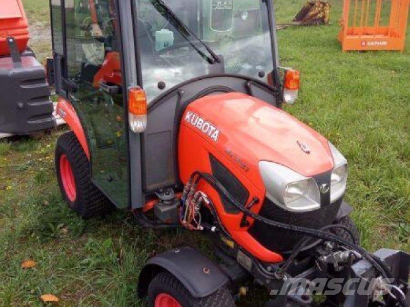 Kubota BX231 Kompaktie traktori