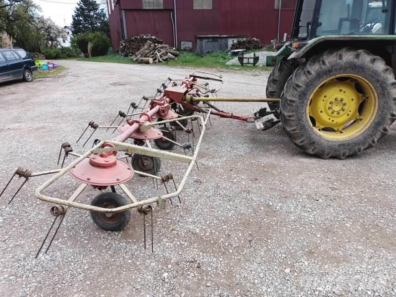 Kuhn GF 671 Grābekļi un siena ārdītāji