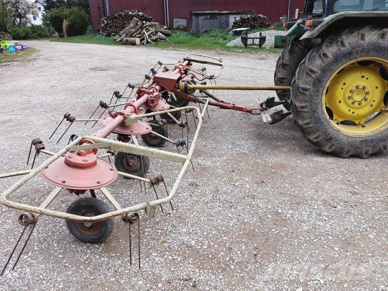 Kuhn GF 671 Grābekļi un siena ārdītāji