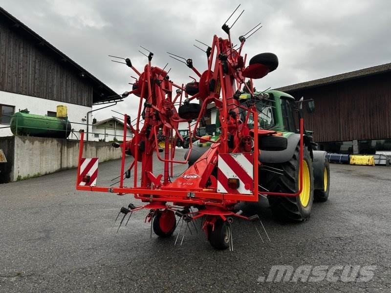 Kuhn GF 8702 Grābekļi un siena ārdītāji