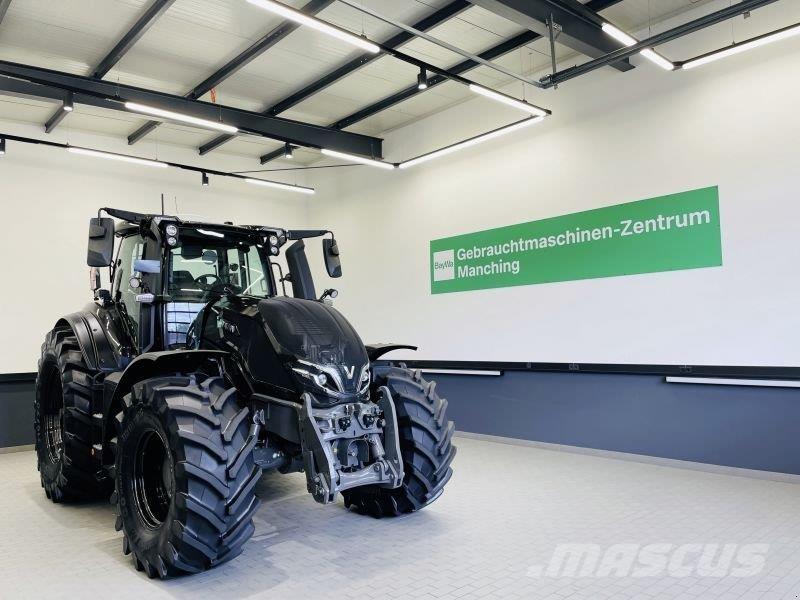Valtra Q285 Traktori