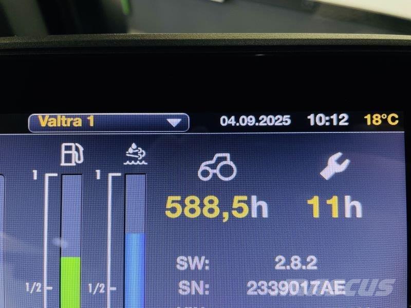 Valtra Q285 Traktori