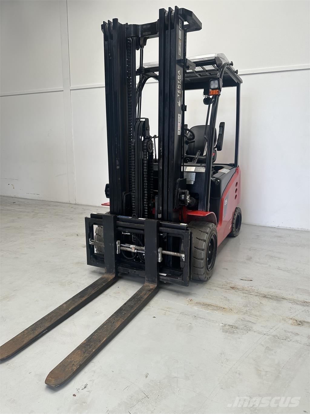 Tektra CPD35-XC4 Elektriskie iekrāvēji