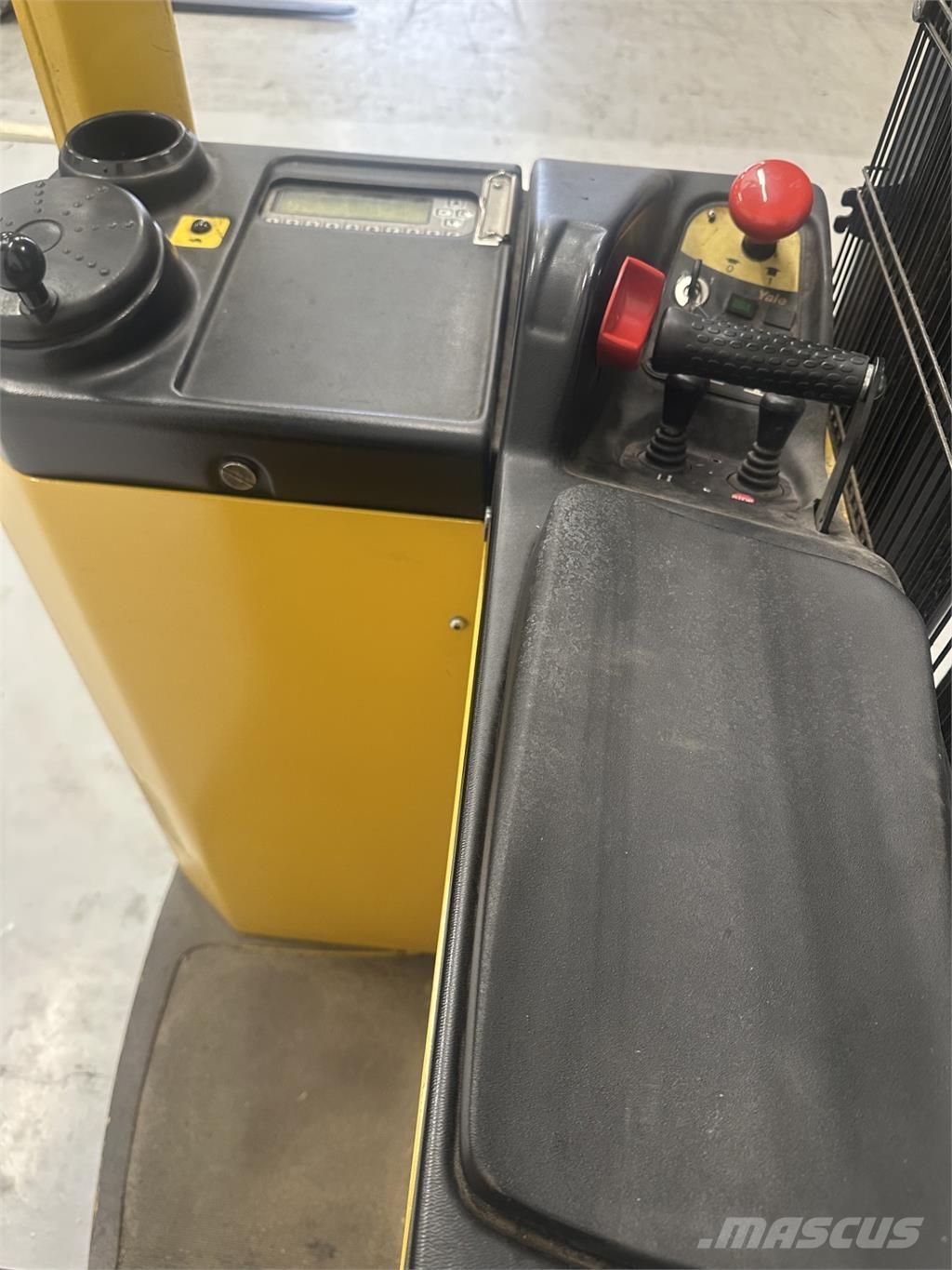 Yale SMS15S Pašgājēji krautnētāji