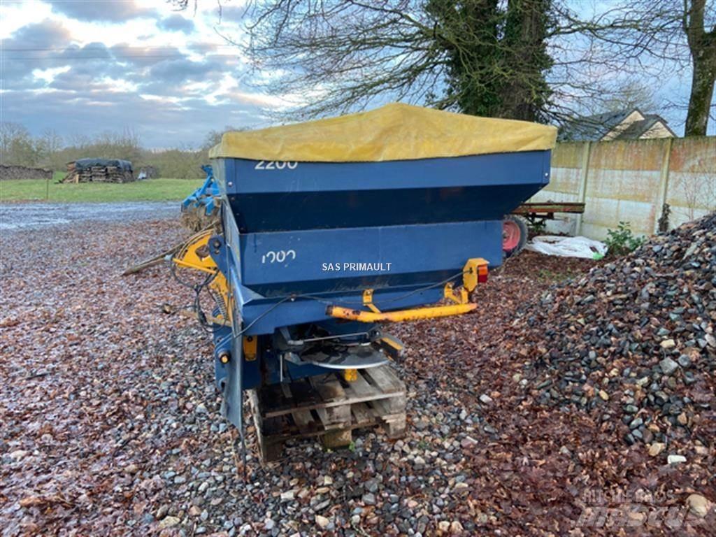 Bogballe Ex 2200 Minerālmēslu izkliedētāji