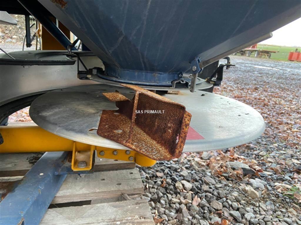 Bogballe Ex 2200 Minerālmēslu izkliedētāji