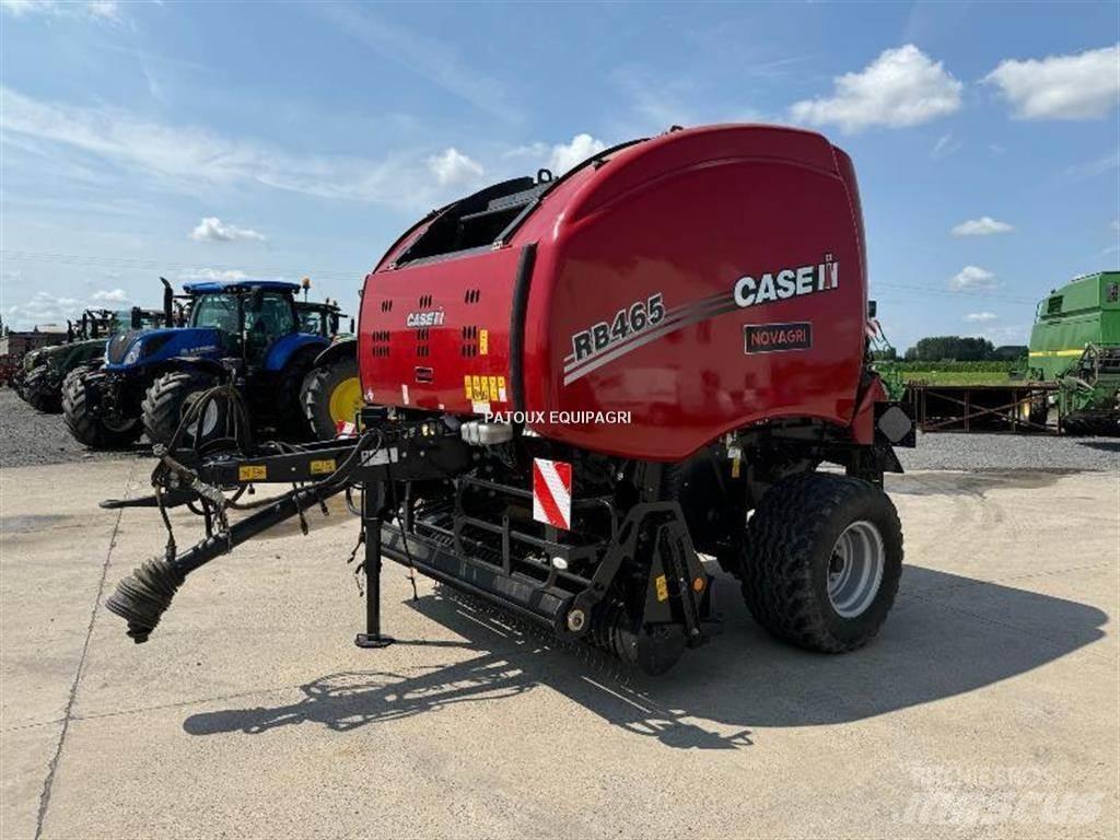 Case IH RB465 Rituļu preses