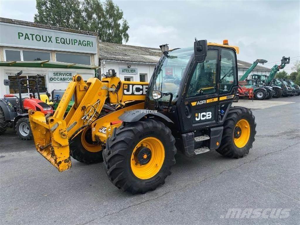 JCB 532-60 Lauksaimniecības pacēlāji