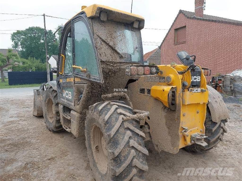 JCB 532-60 Lauksaimniecības pacēlāji