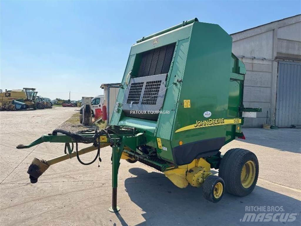John Deere 592 Rituļu preses