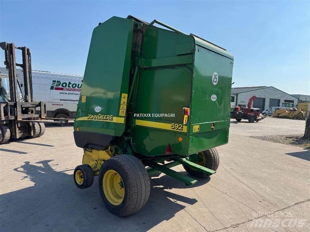 John Deere 592 Rituļu preses