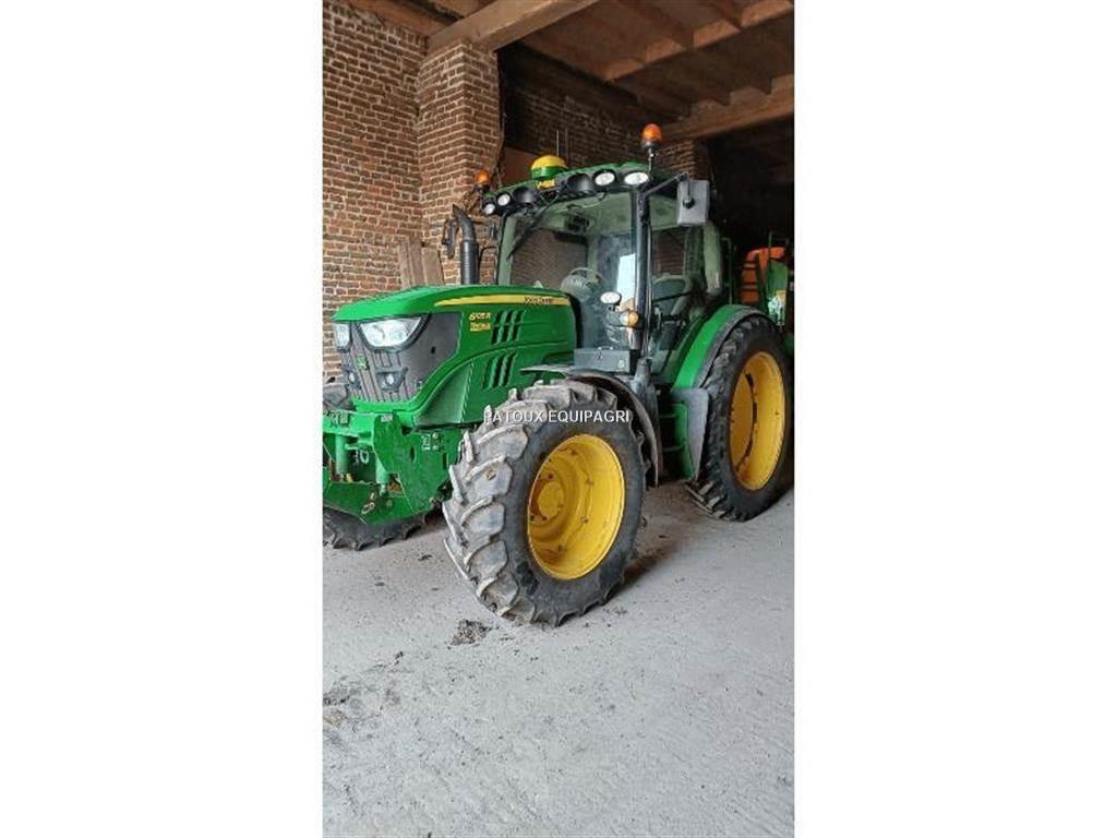 John Deere 6105R Traktori