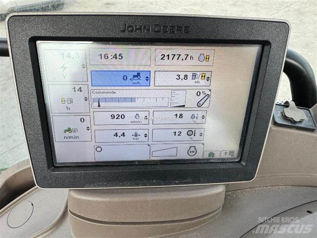 John Deere 6105R Traktori