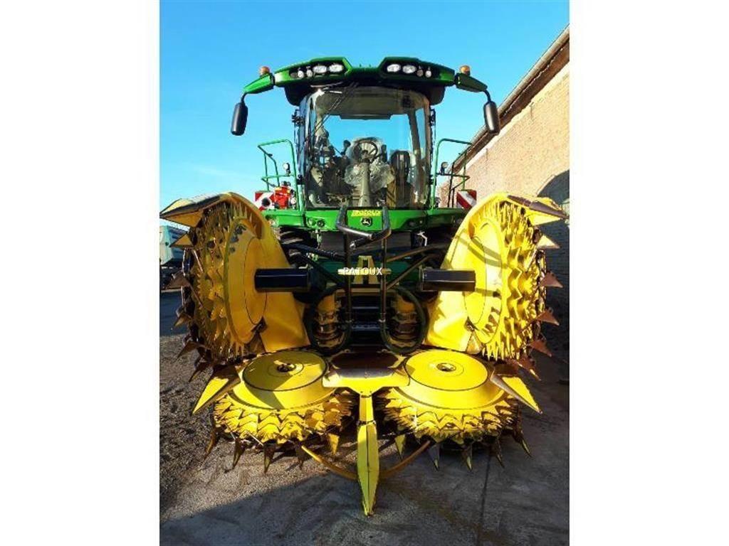 John Deere 8400 Zāles smalcinātāji