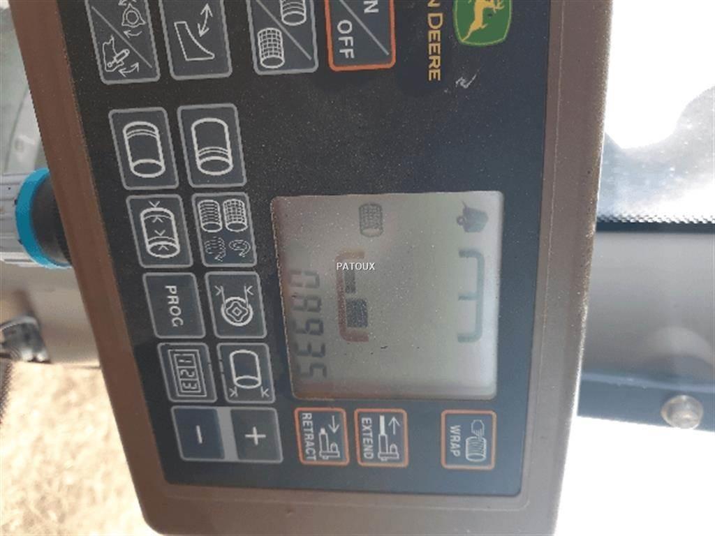 John Deere 864 Rituļu preses