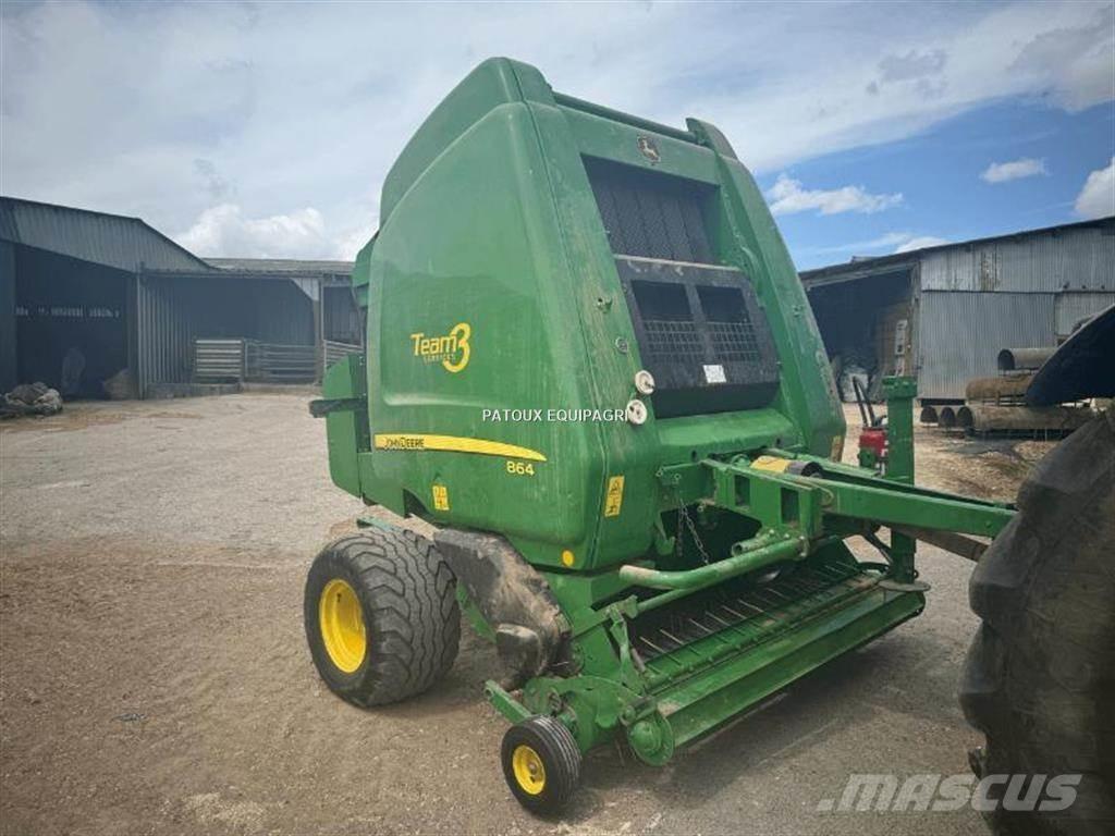 John Deere 864 Rituļu preses