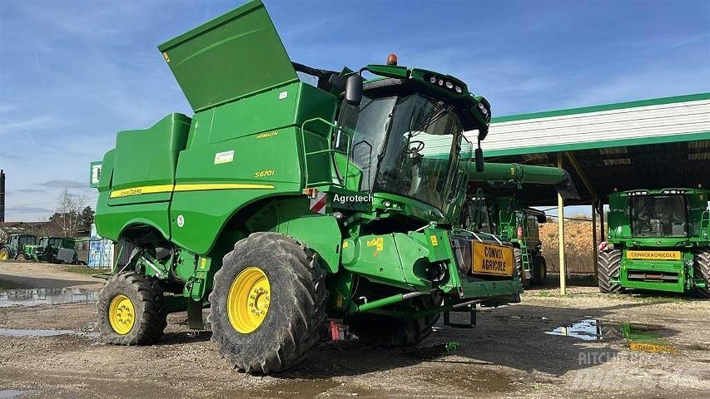 John Deere S670 Ražas novākšanas kombaini