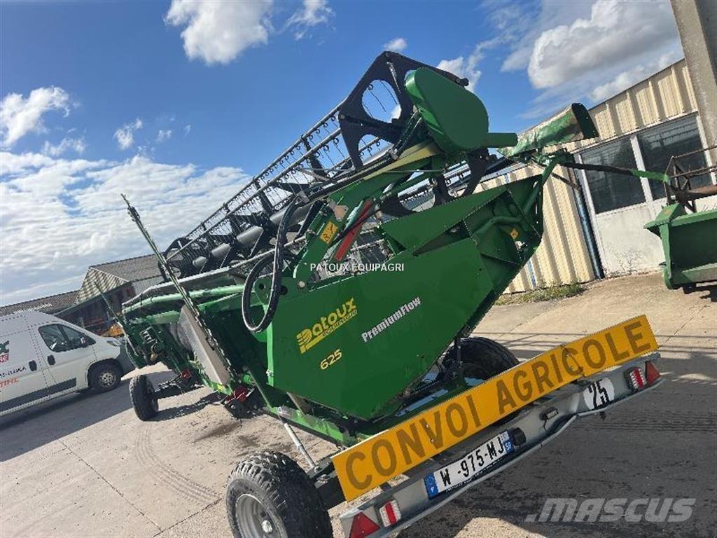 John Deere T660 Ražas novākšanas kombaini