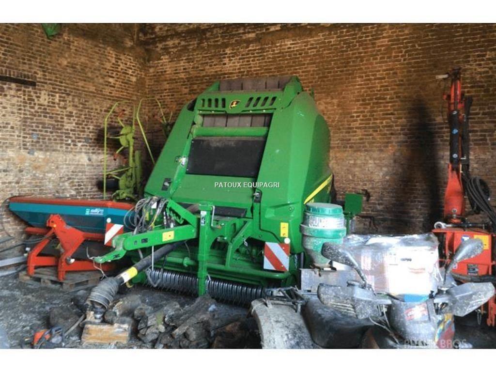 John Deere V461M Rituļu preses