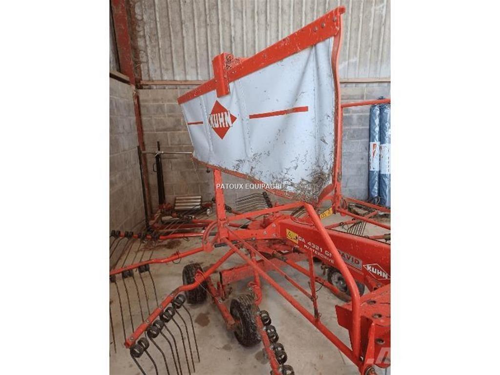Kuhn GA4321 Grābekļi un siena ārdītāji