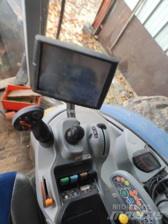 New Holland T7.210 Traktori