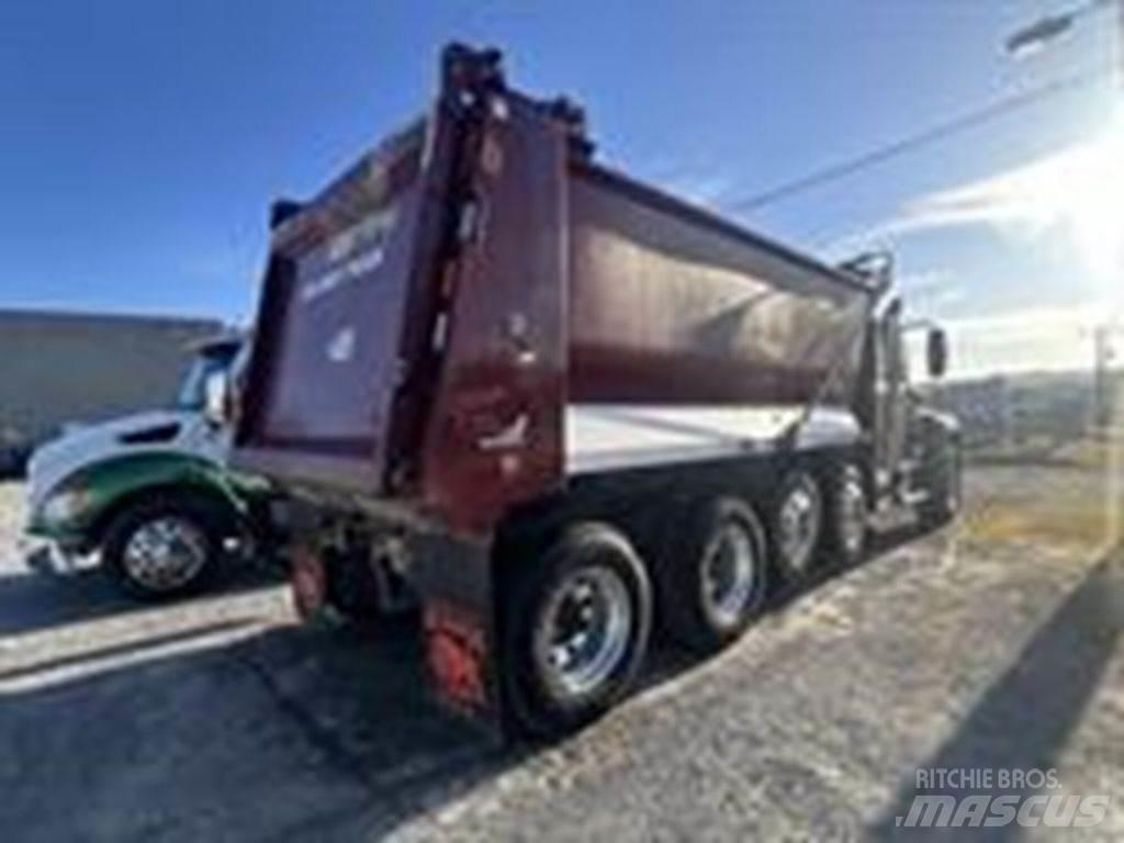 Mack GR104FR Pašizgāzējs