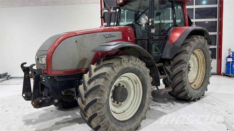 Valtra T190 Traktori