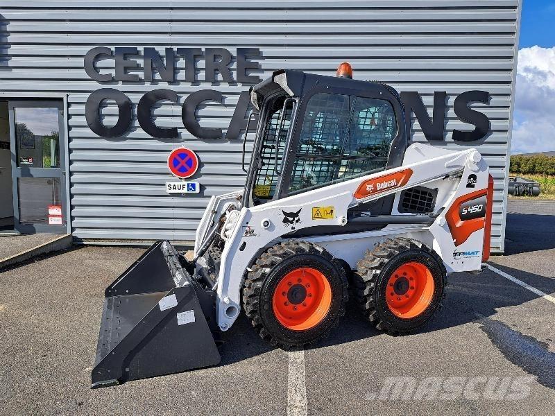 Bobcat S450 Lietoti riteņu kompaktiekrāvēji