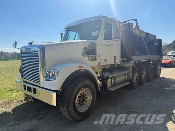Freightliner 122SD Pašizgāzējs