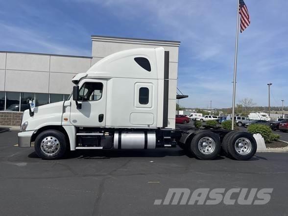 Freightliner CASCADIA 116 Vilcēji