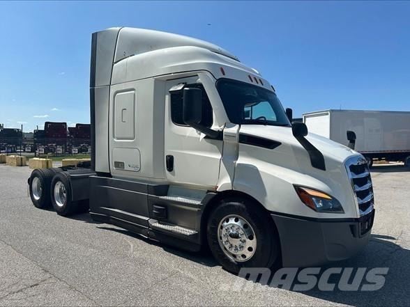 Freightliner CASCADIA 116 Vilcēji