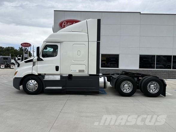 Freightliner CASCADIA 116 Vilcēji