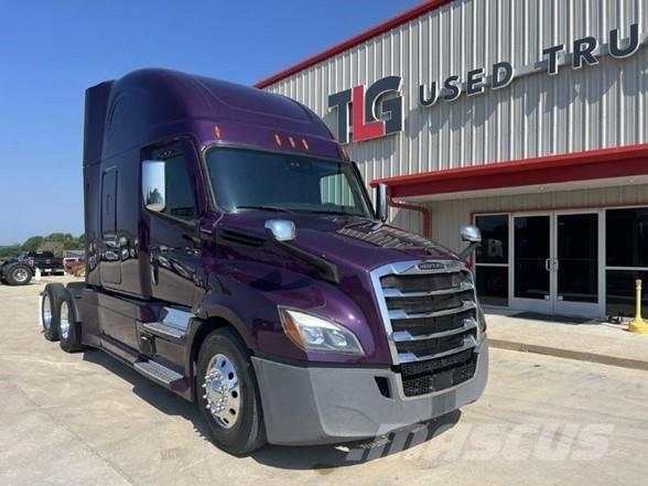 Freightliner CASCADIA 126 Vilcēji