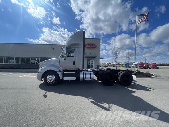 International PROSTAR Vilcēji