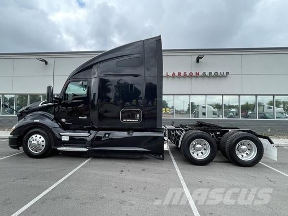 Kenworth T680 Vilcēji