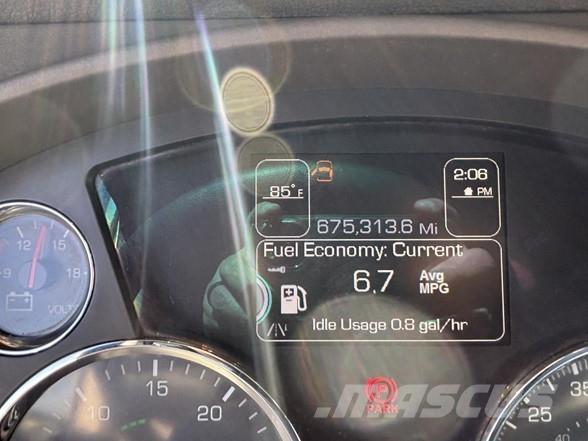 Kenworth T680 Vilcēji