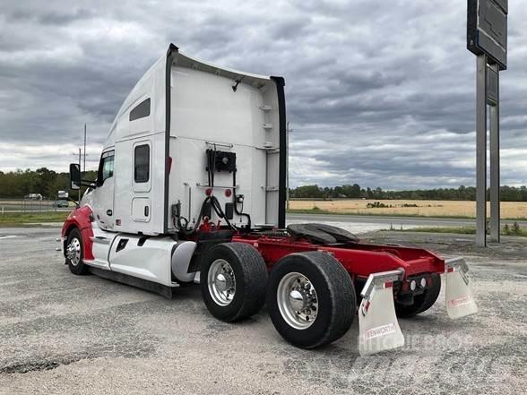 Kenworth T680 Vilcēji