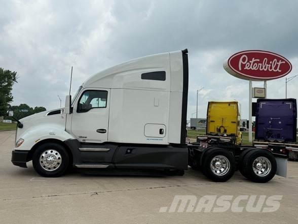 Kenworth T680 Vilcēji