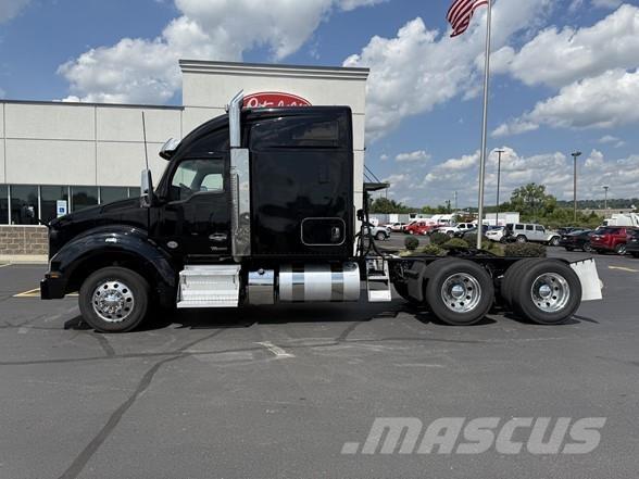 Kenworth T880 Vilcēji