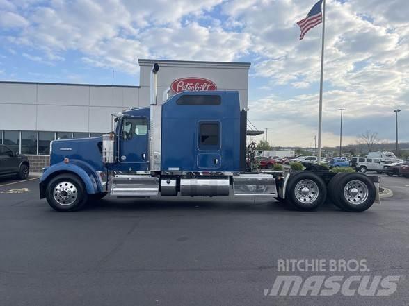 Kenworth W900 Vilcēji