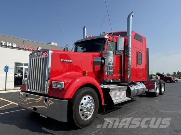 Kenworth W900 Vilcēji
