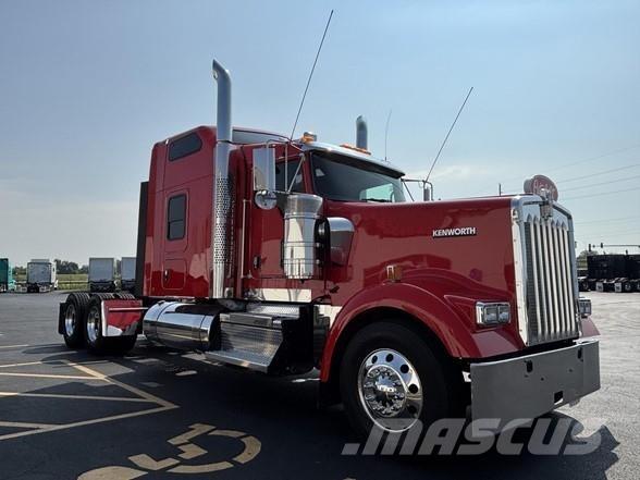 Kenworth W900 Vilcēji