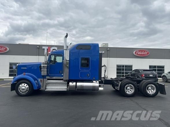 Kenworth W900 Vilcēji