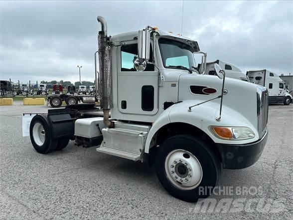 Peterbilt 337 Vilcēji