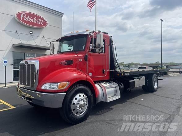 Peterbilt 337 Platformas/izkraušana no sāniem