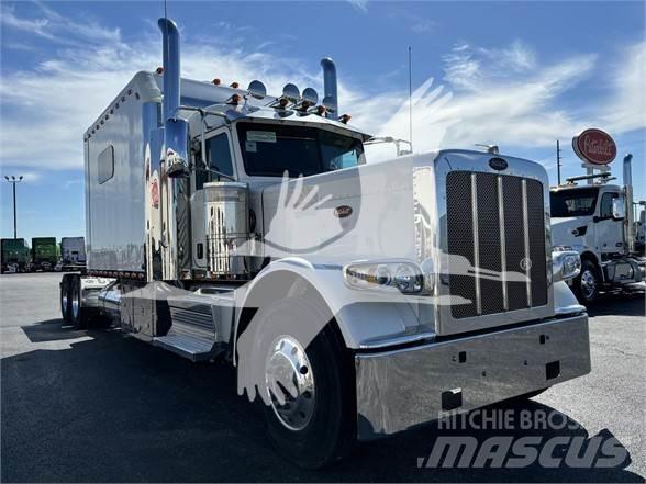 Peterbilt 389 Vilcēji