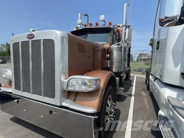 Peterbilt 389 Vilcēji