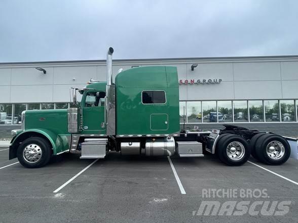 Peterbilt 389 Vilcēji